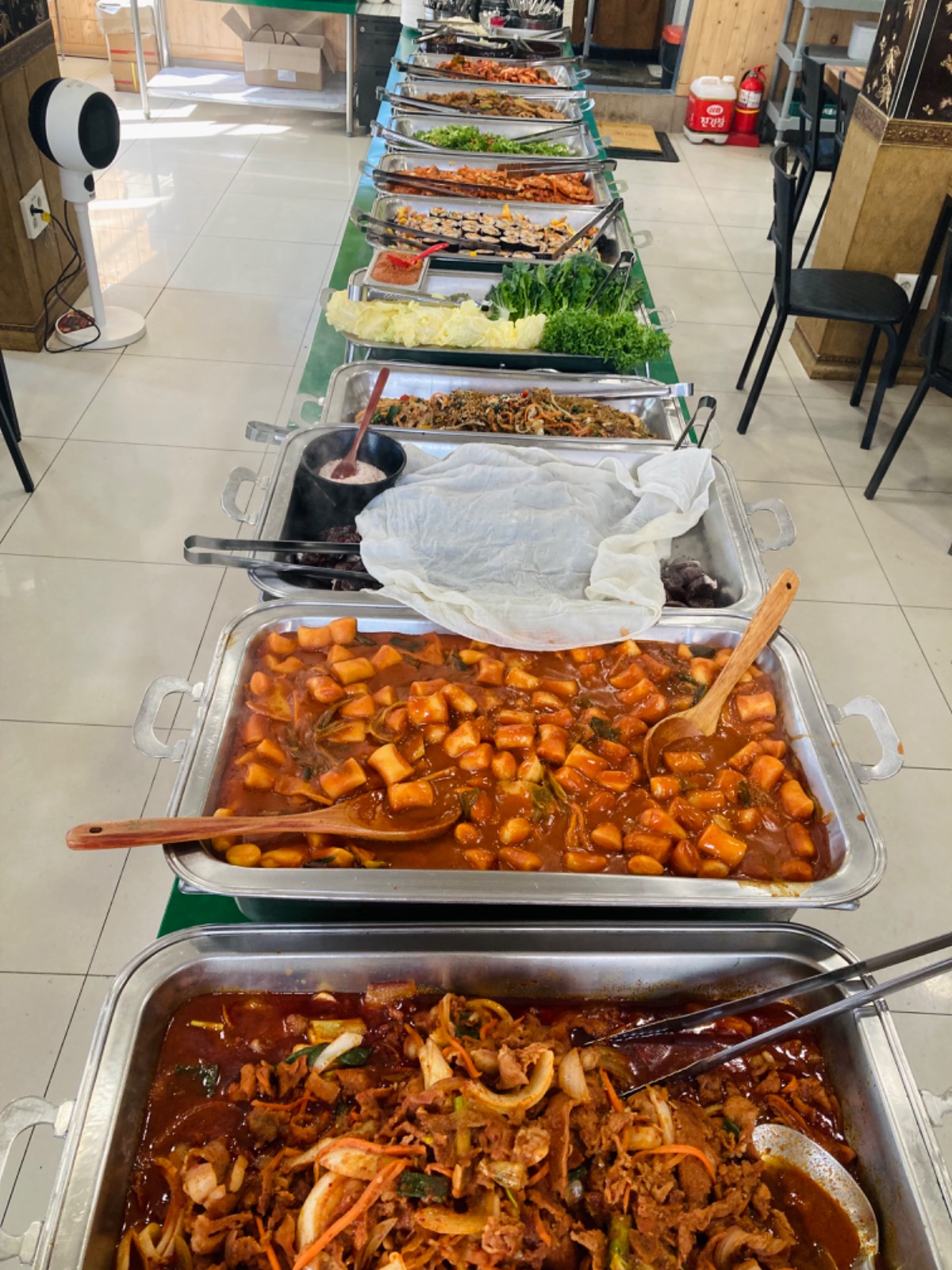 [ 다옴 한식뷔페 ] 1월 6일 한식뷔페 메뉴 ( 김떡순 분식day 💛) - 대구광역시 동구 신천동 | 비즈프로필