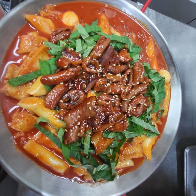 점심식사로 떡볶이도 좋아요!!! 