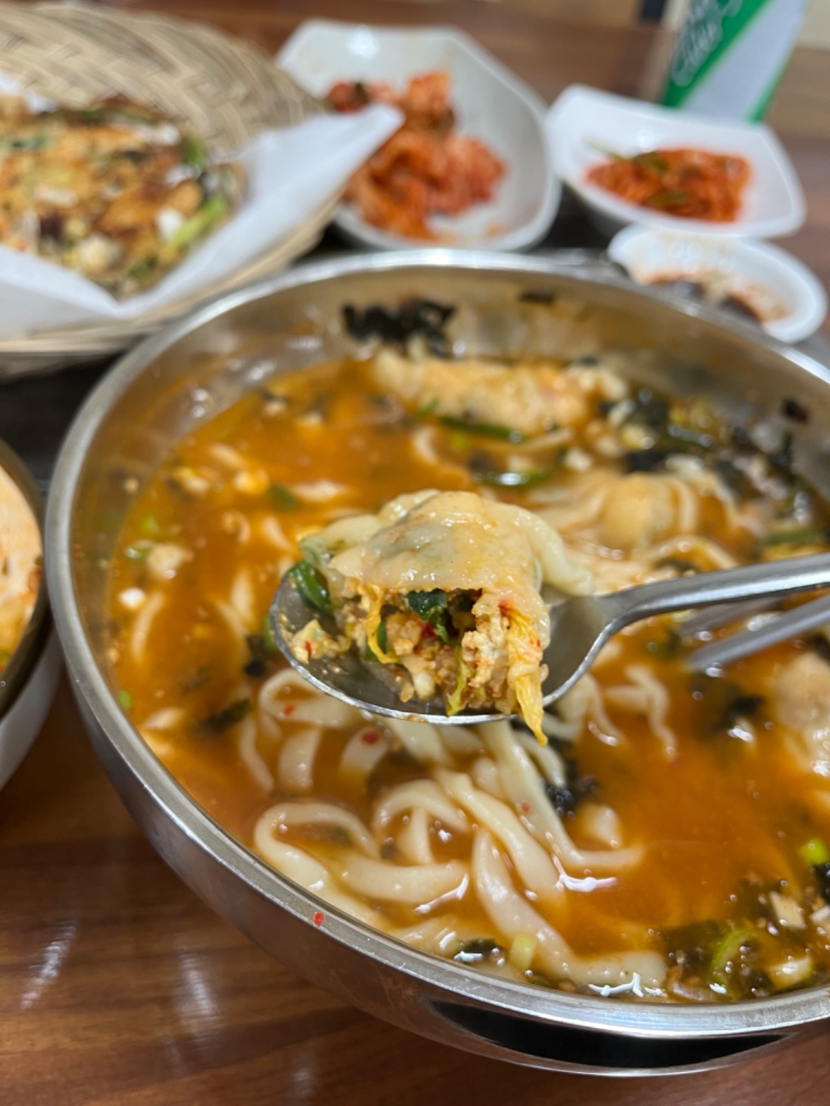 향촌칼국수 picture 7