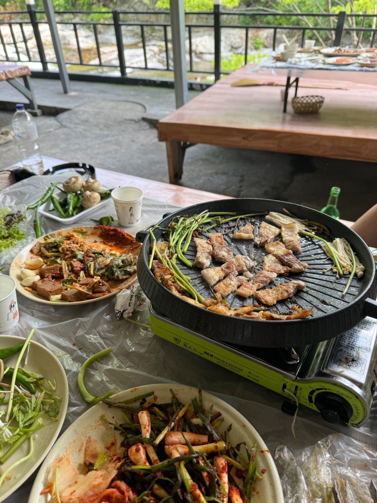 미리 여름 휴가…밀양 방갈로민박 