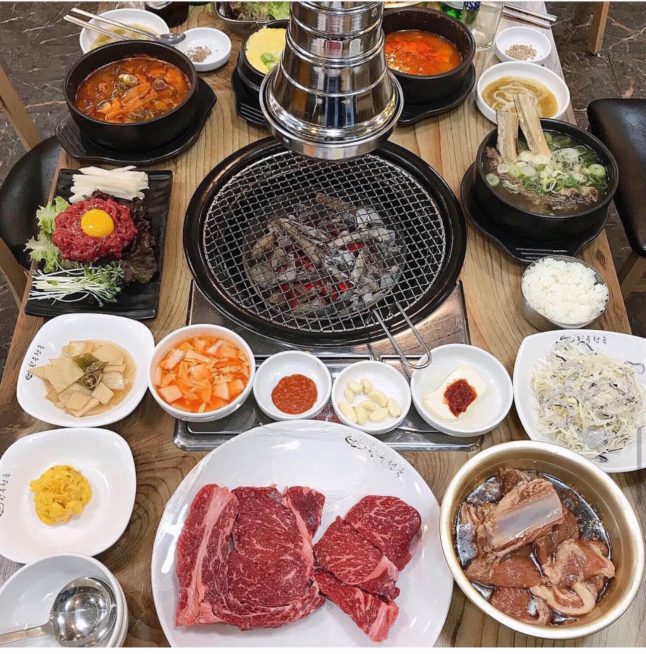 대화동 참숯한우천국에서 홀직원분 찾습니다