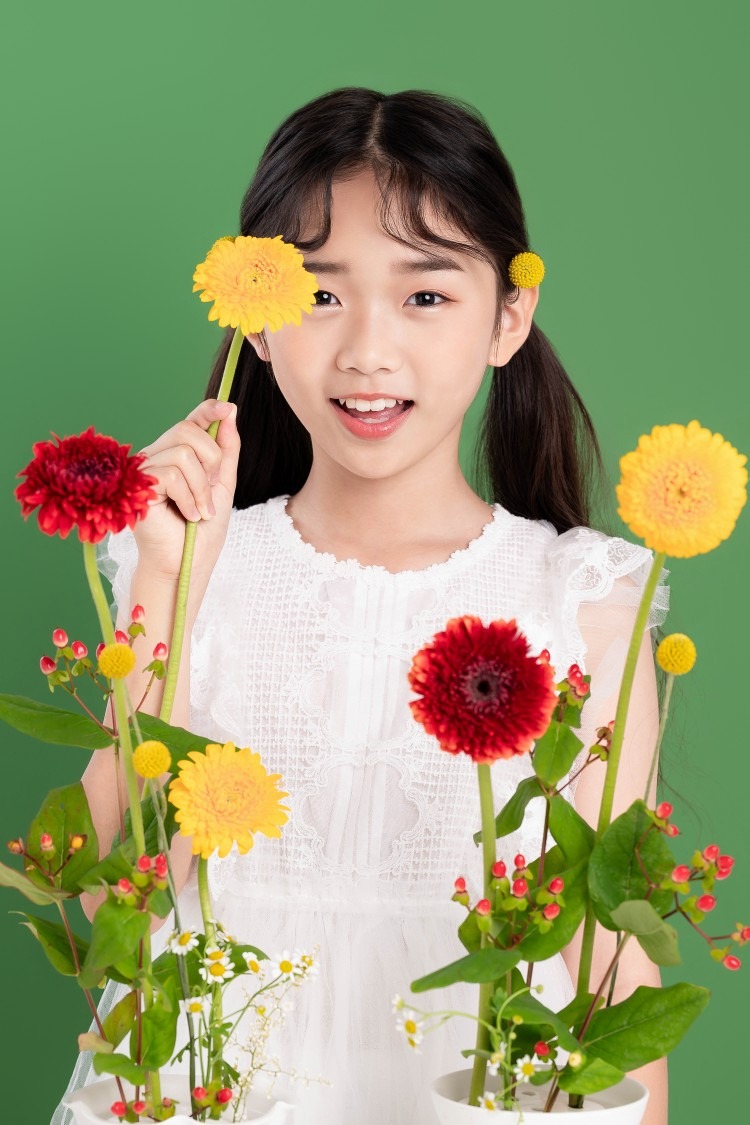 한창 예쁠 때 남겨주는 주니어 생화프로필❤️