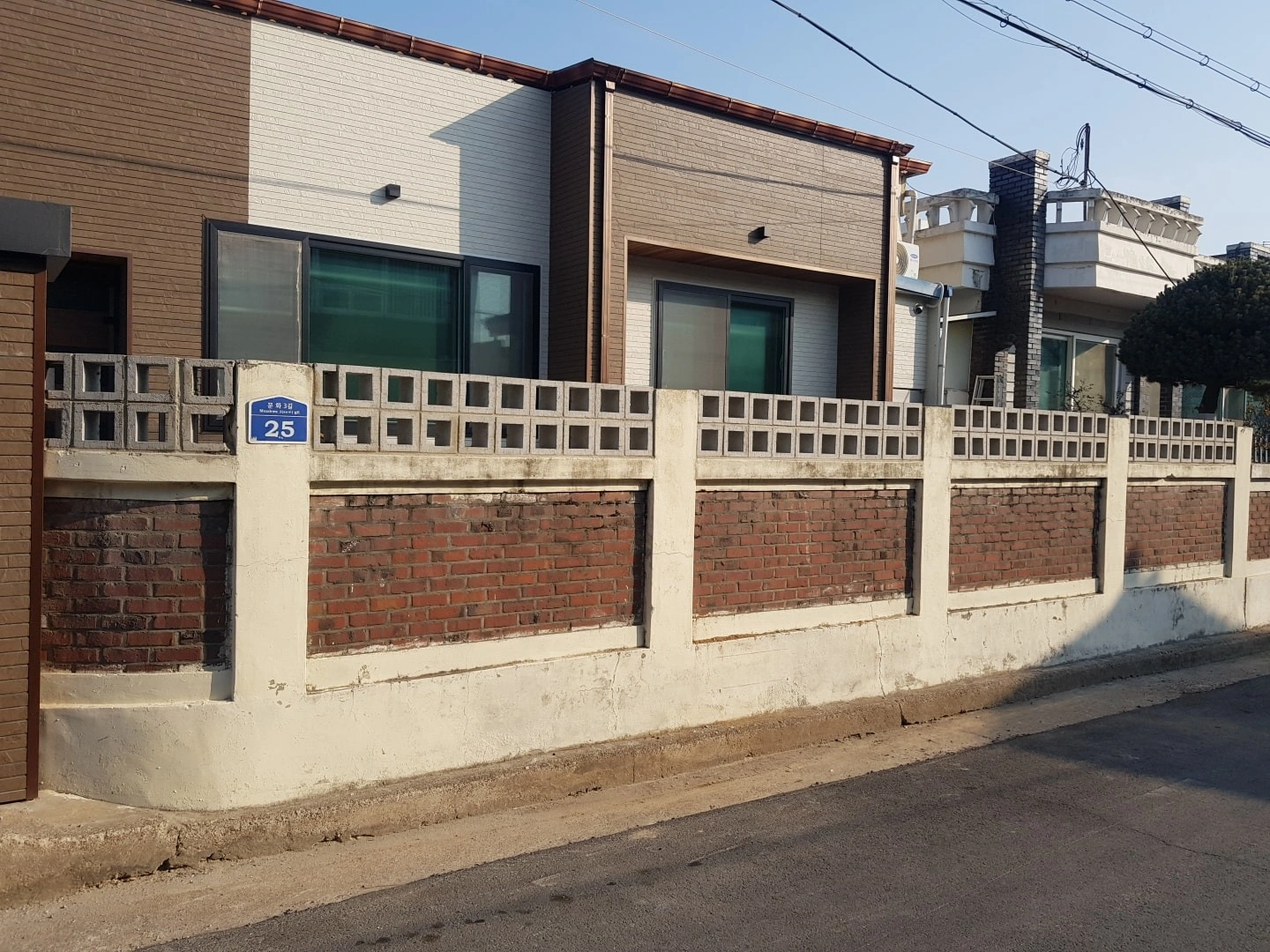 ☆문화동주택 외부담장 페인팅☆ | 전북특별자치도 군산시 나운동 | 주택수리종합 | 당근 비즈 소식