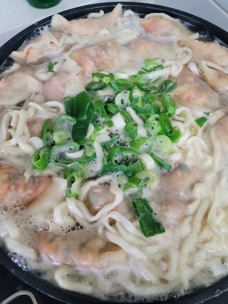 향촌칼국수 picture 3