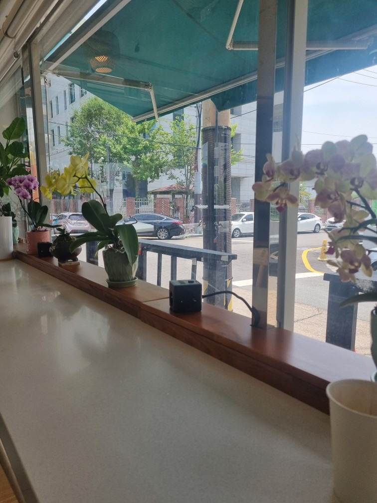 혼자 커피 마시기 좋은곳...