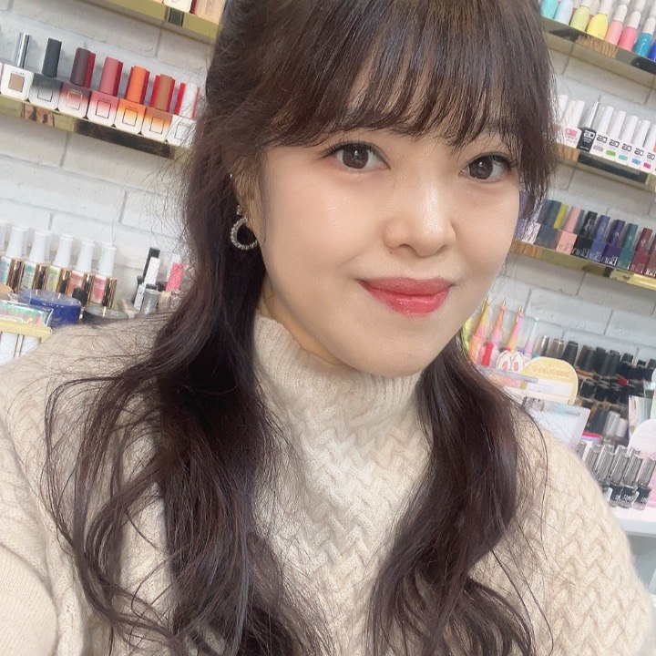 영네일