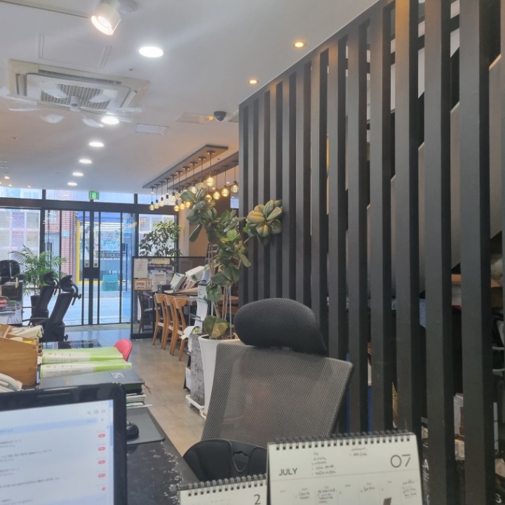 부동산매니져마당발공인중개사사무소