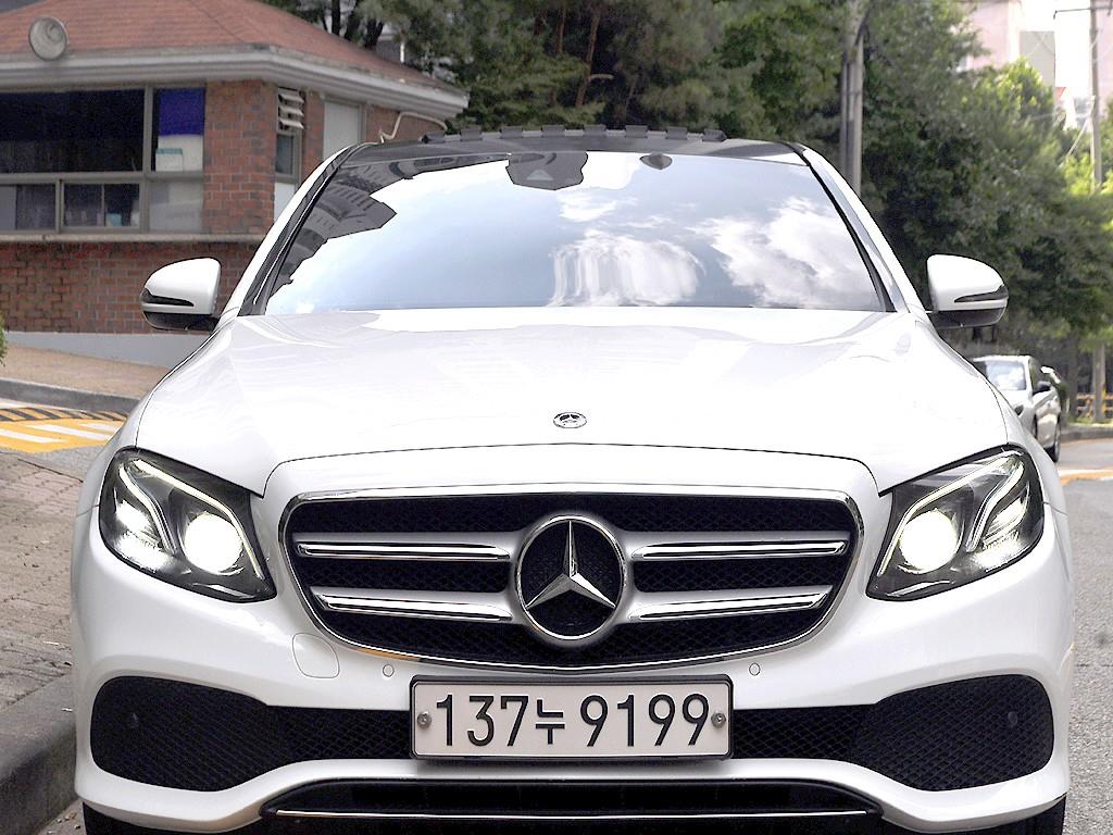 [벤츠]E클래스 W213 E220d 아방가르드 (5인승) 중고차 - 경기도 수원시 권선구 고색동 | 비즈프로필 image.