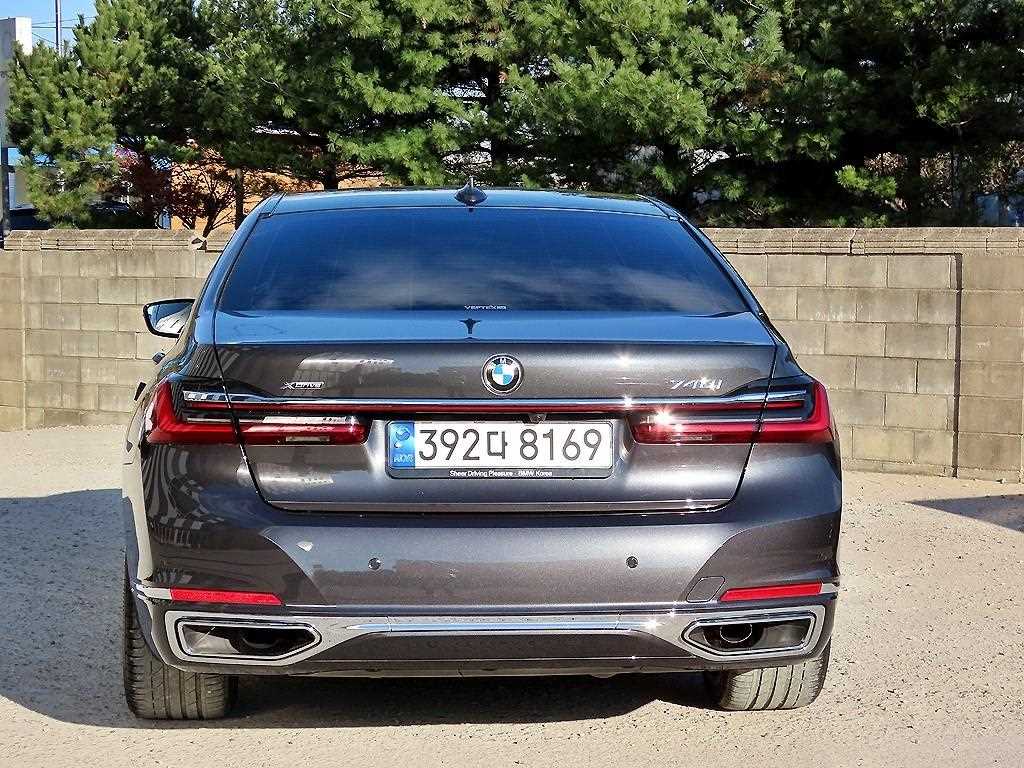 [BMW]7시리즈 (G11) 740i 디자인 퓨어 엑설런스 중고차 - 경기도 군포시 산본동 | 비즈프로필