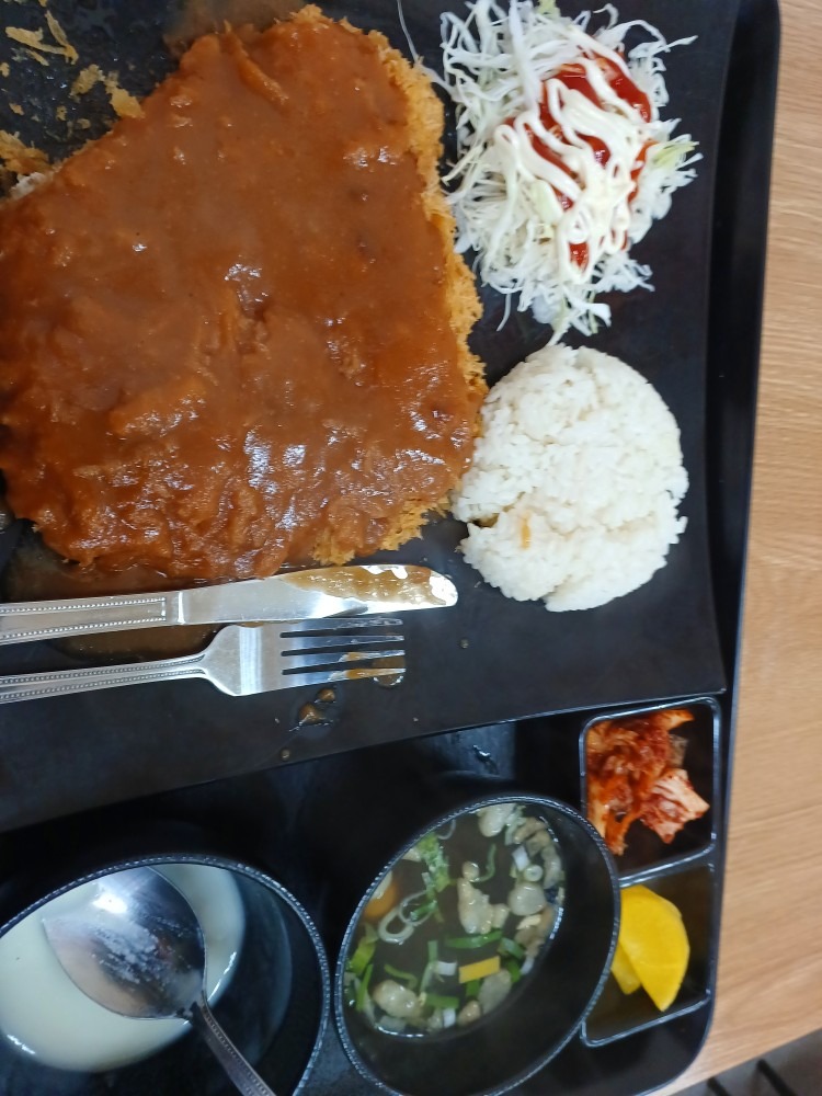 치킨&토스트 picture 9