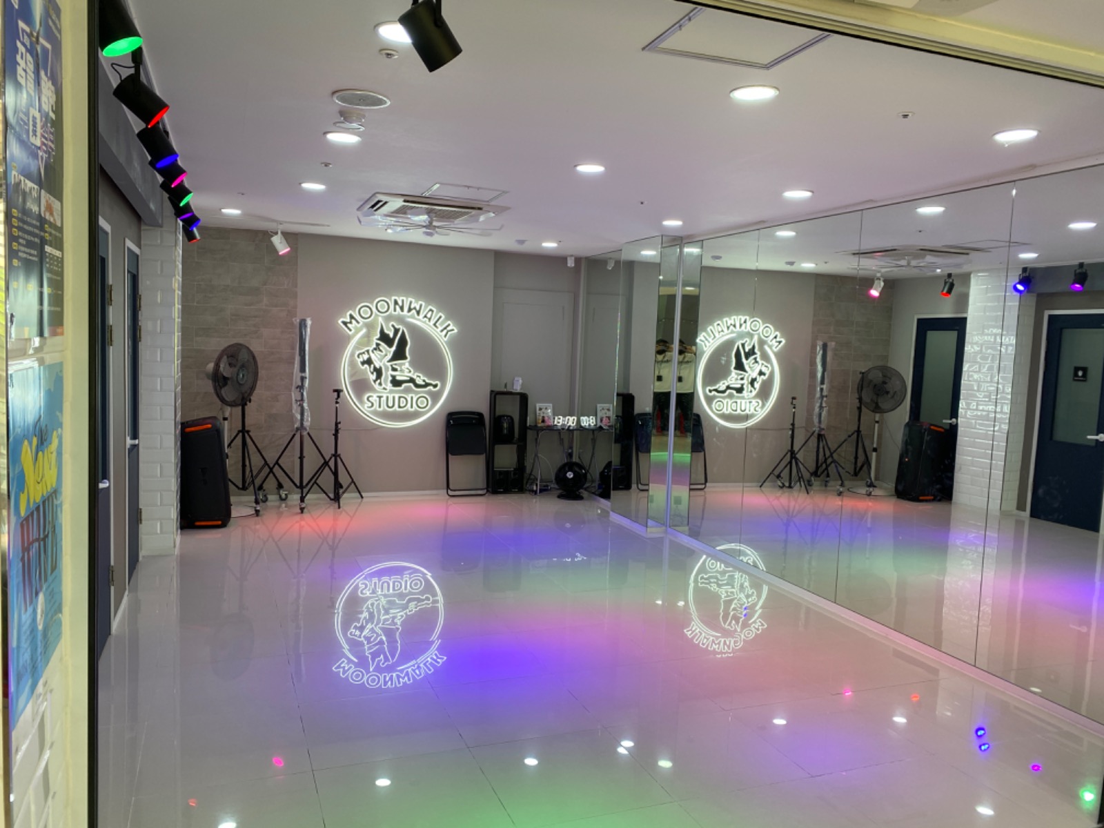 문워크 댄스스튜디오 picture 9