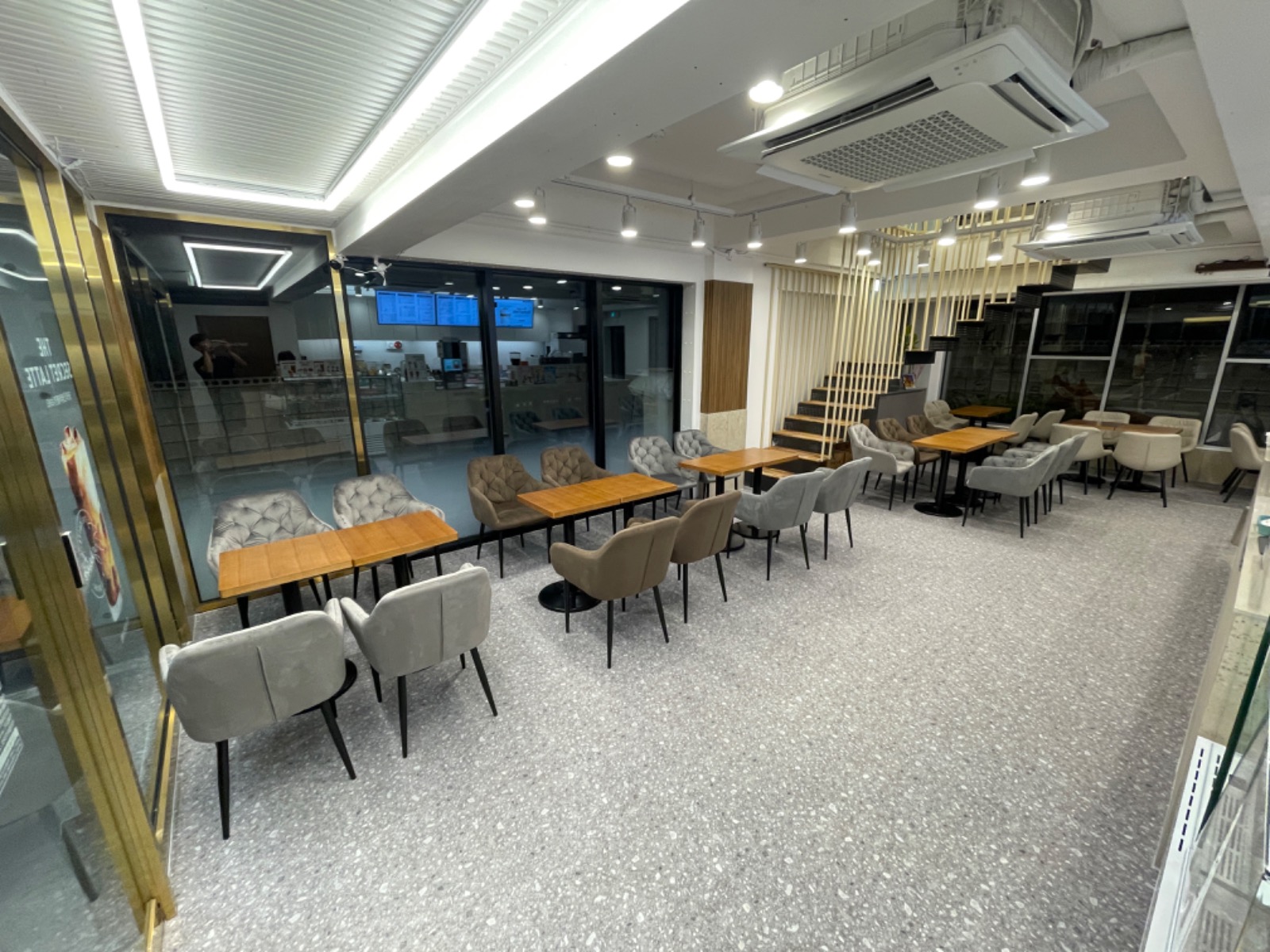 더카페 성대시장점 picture 5