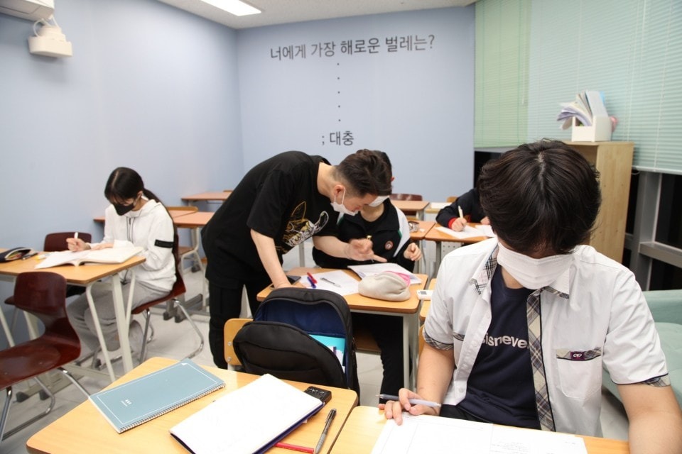 SNT수학학원 picture 5