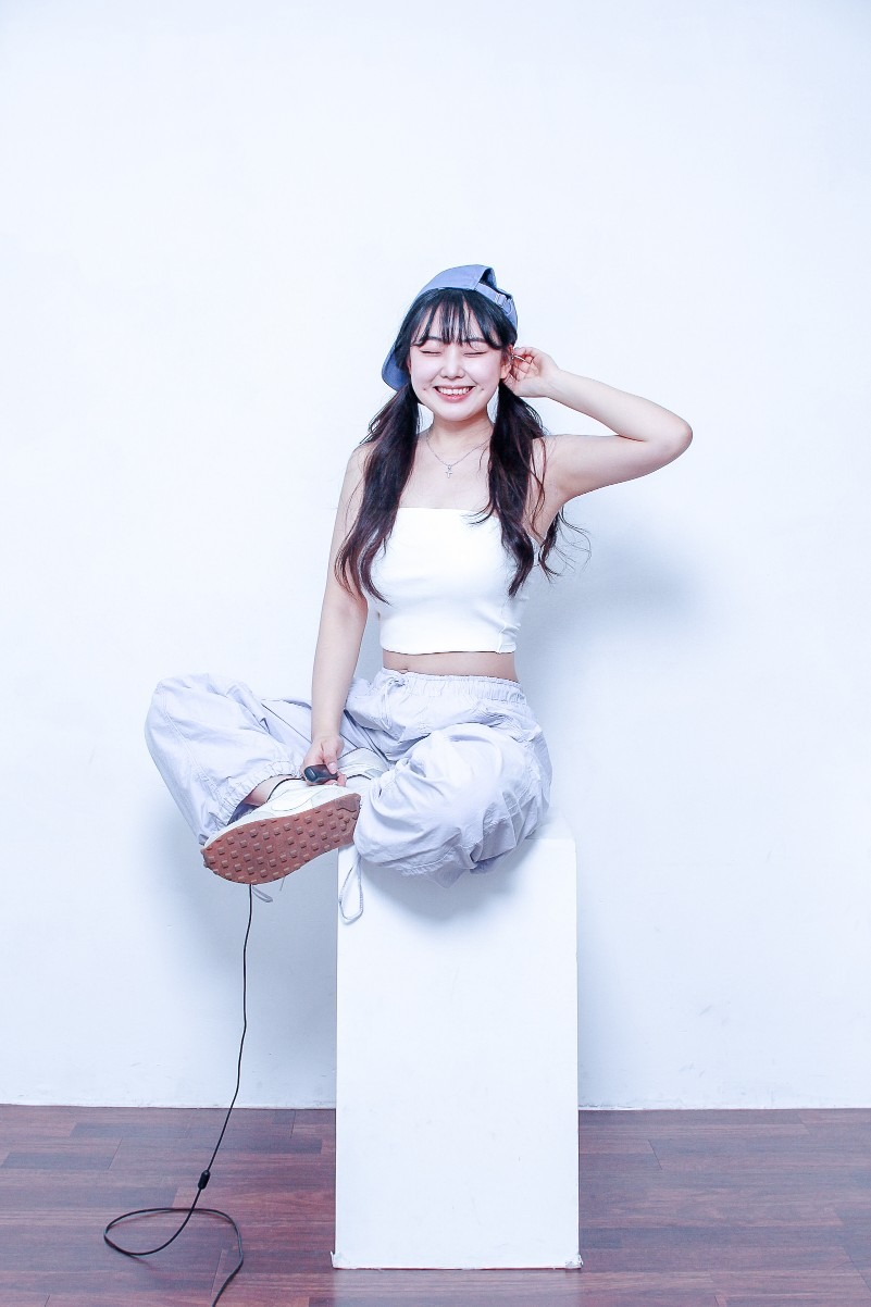 셀프사진관 예뻐서, 봄 부천점 picture 2