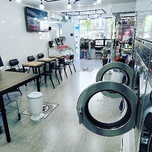 맘스워시24셀프빨래방&카페