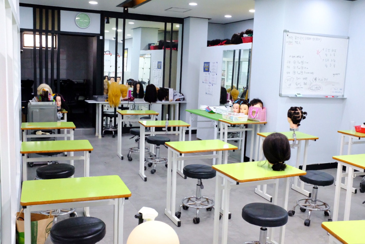 CL미용학원 picture 2