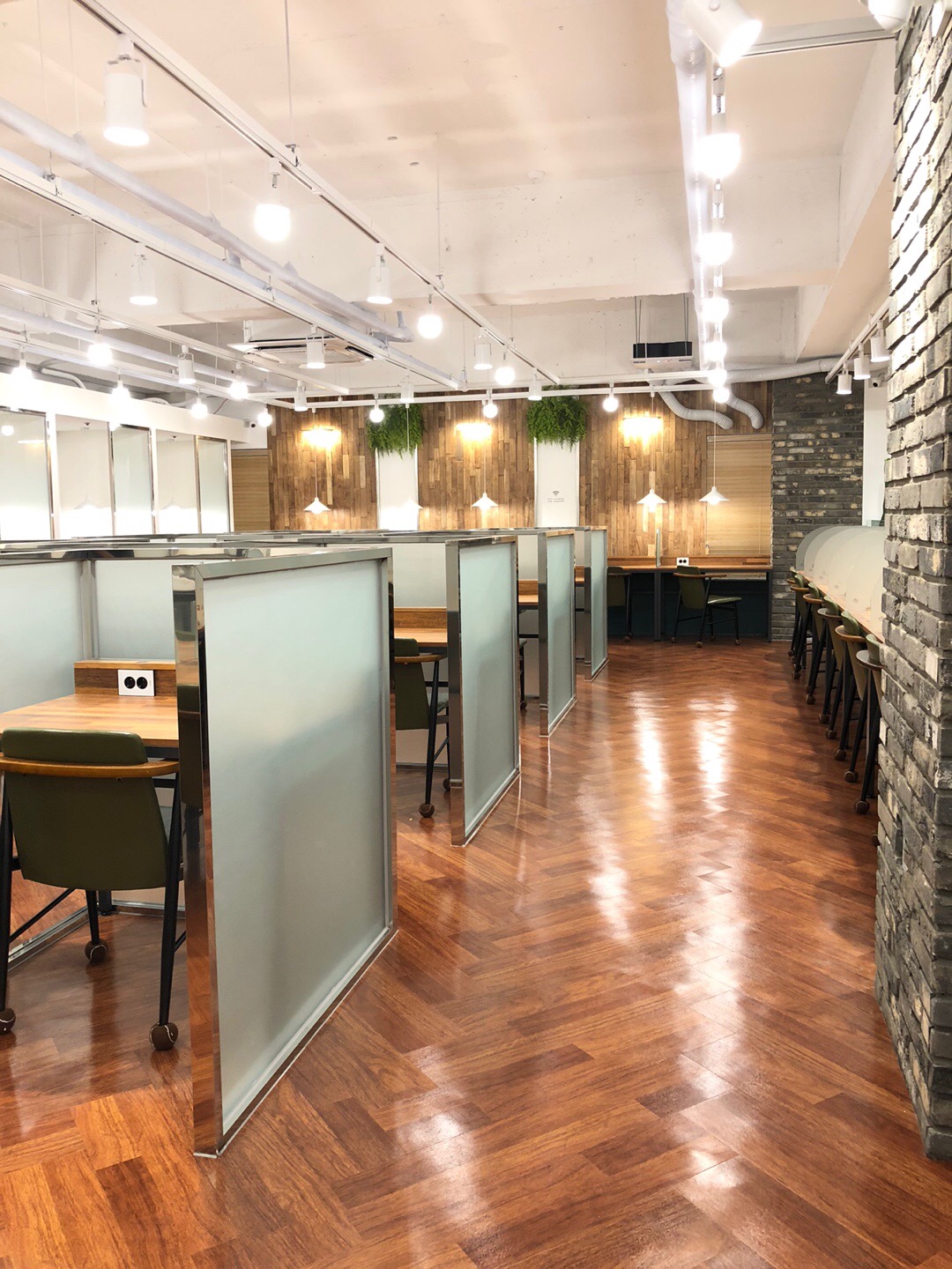 어라운드스터디카페일산탄현점 picture 3