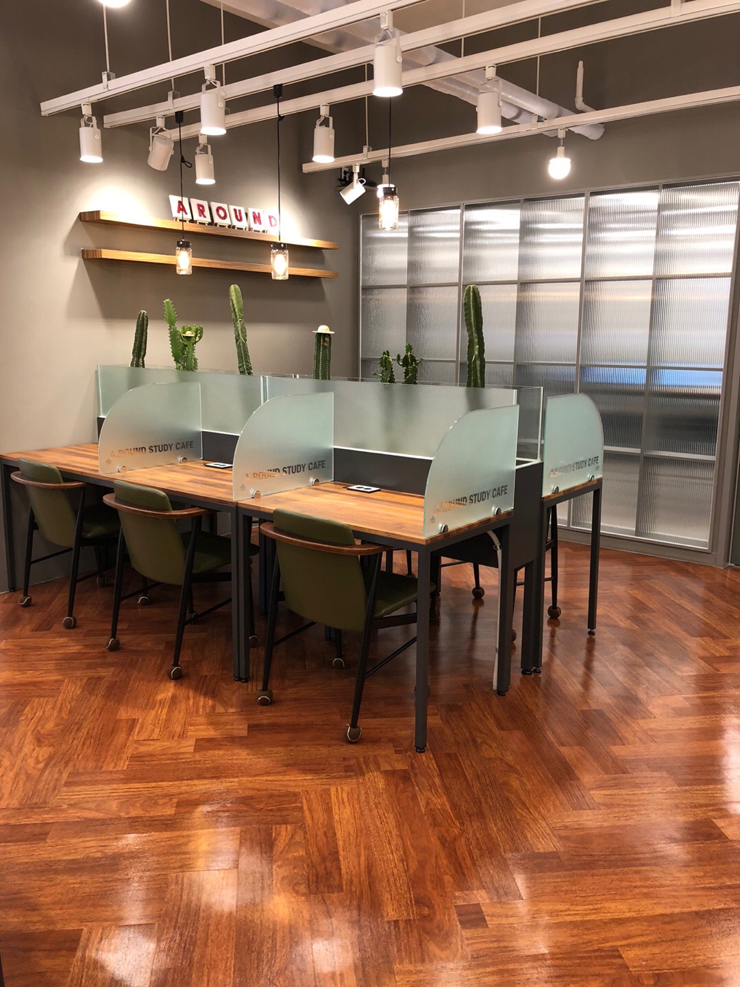 어라운드스터디카페일산탄현점 picture 5