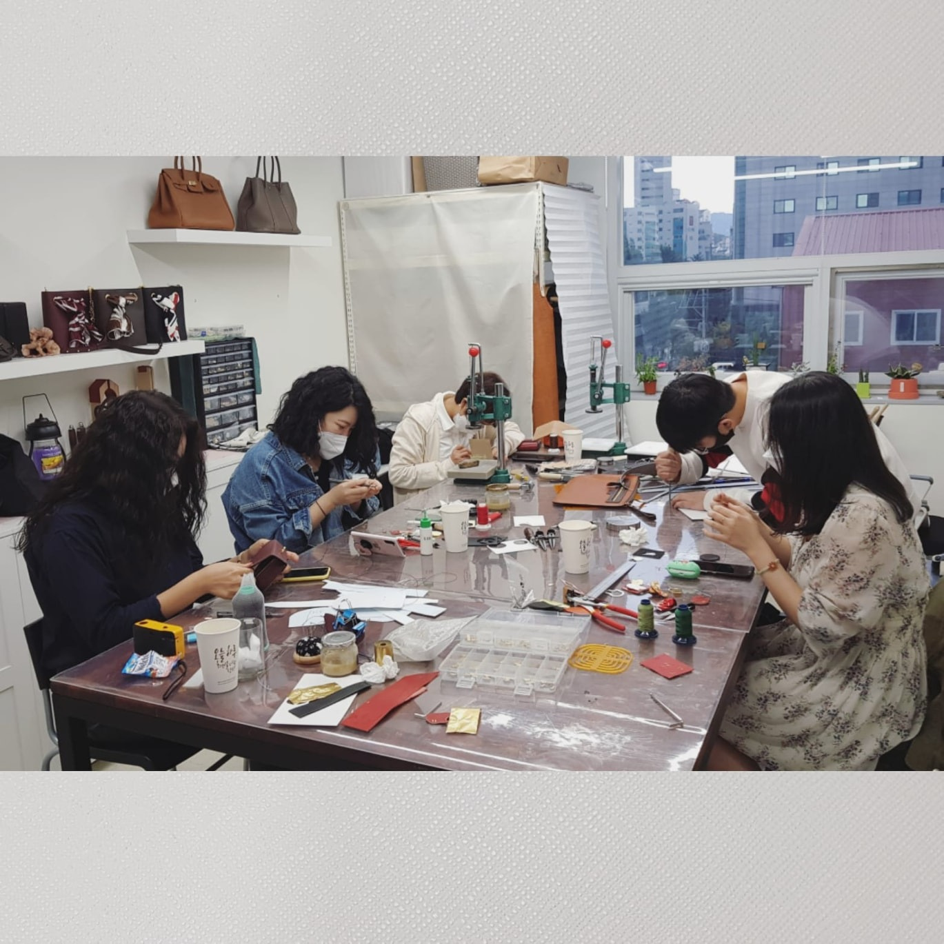 Selene 셀레네 가죽공방