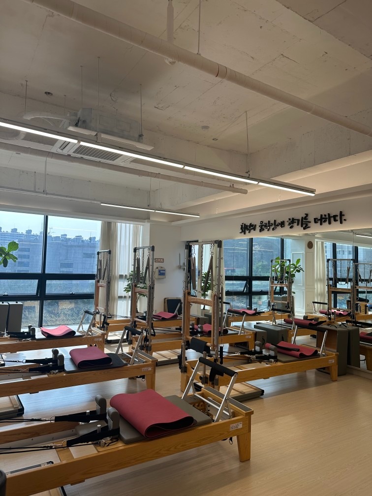 블루밍필라테스 picture 2