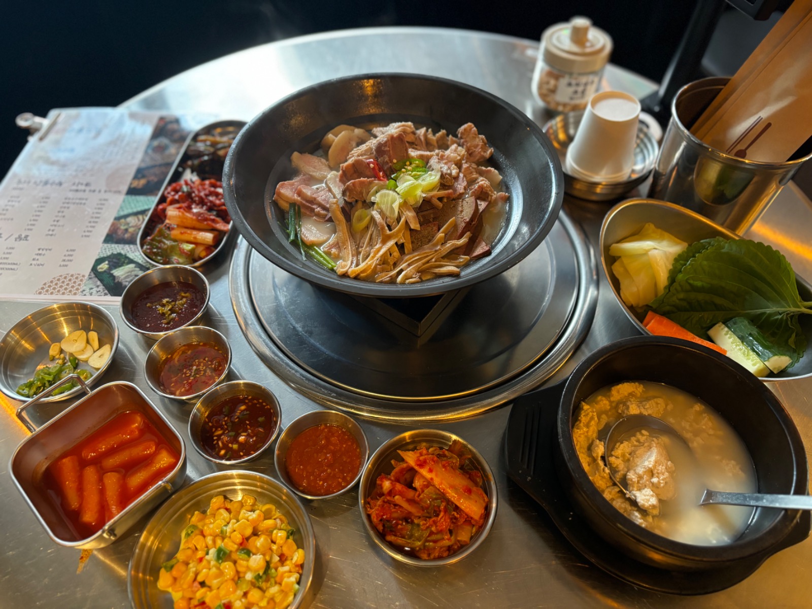 신당 수육고집 picture 0