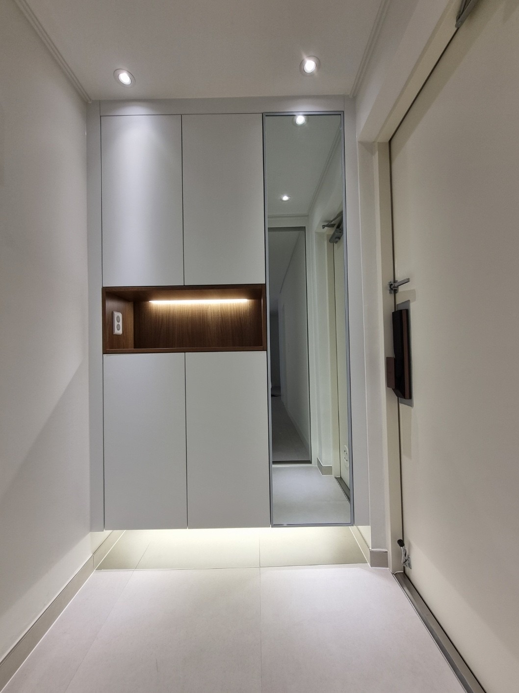 청년전기조명 picture 5