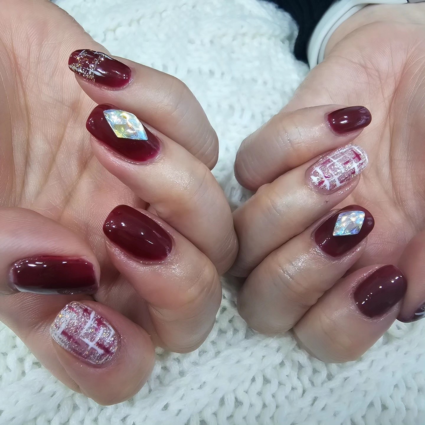 윤네일 picture 5