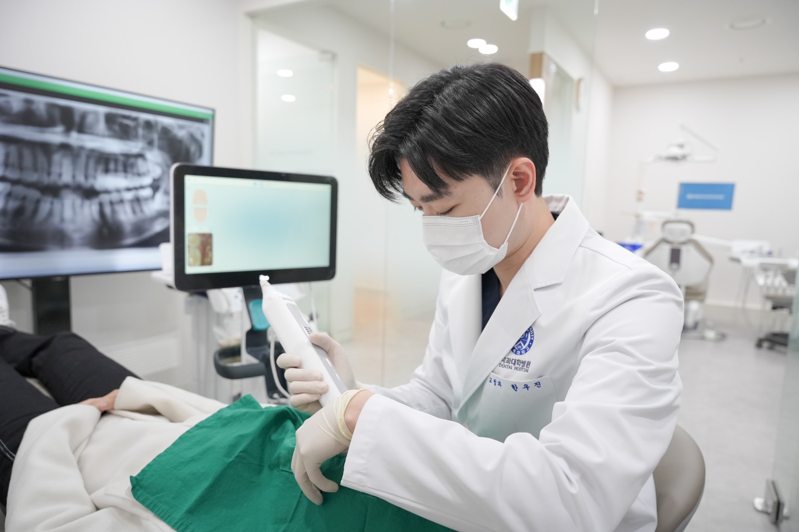 연세바로치과교정과 부천점 picture 9