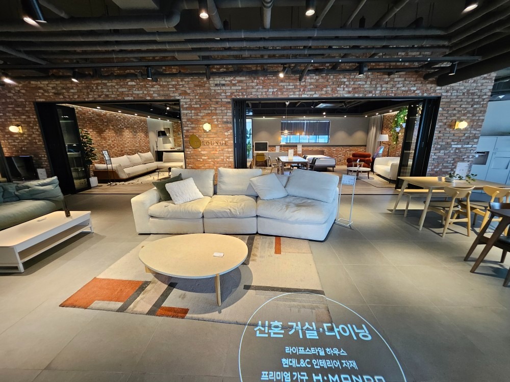 현대리바트 토탈 부산점 picture 3