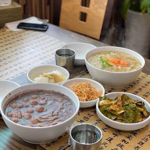 미나래칼국수