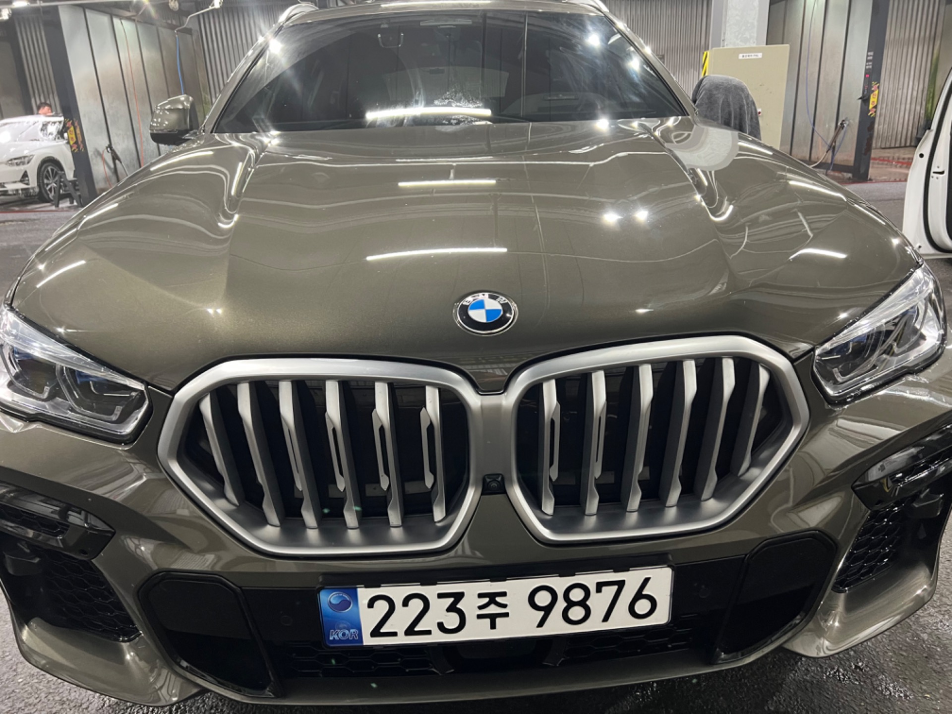 X6 G06 40i xDrive M Sport 매물 썸네일