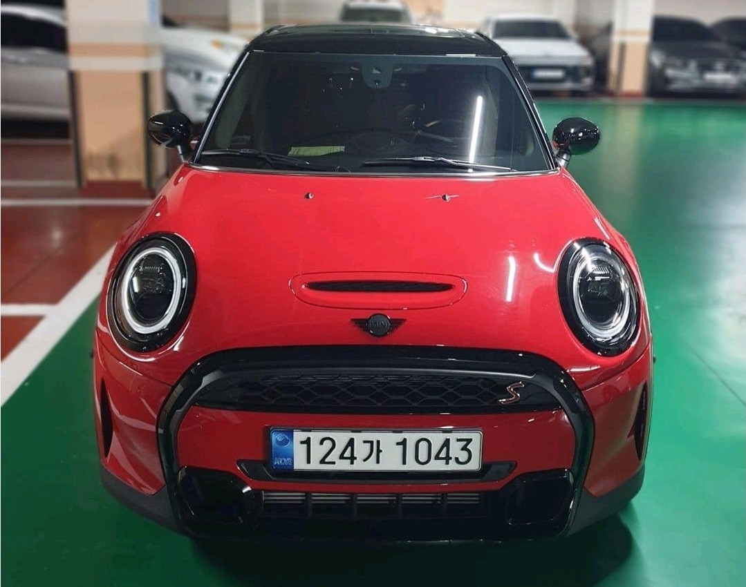 뉴 쿠퍼 Ⅲ F56/F55 5DR 1.5 Classic 매물 썸네일