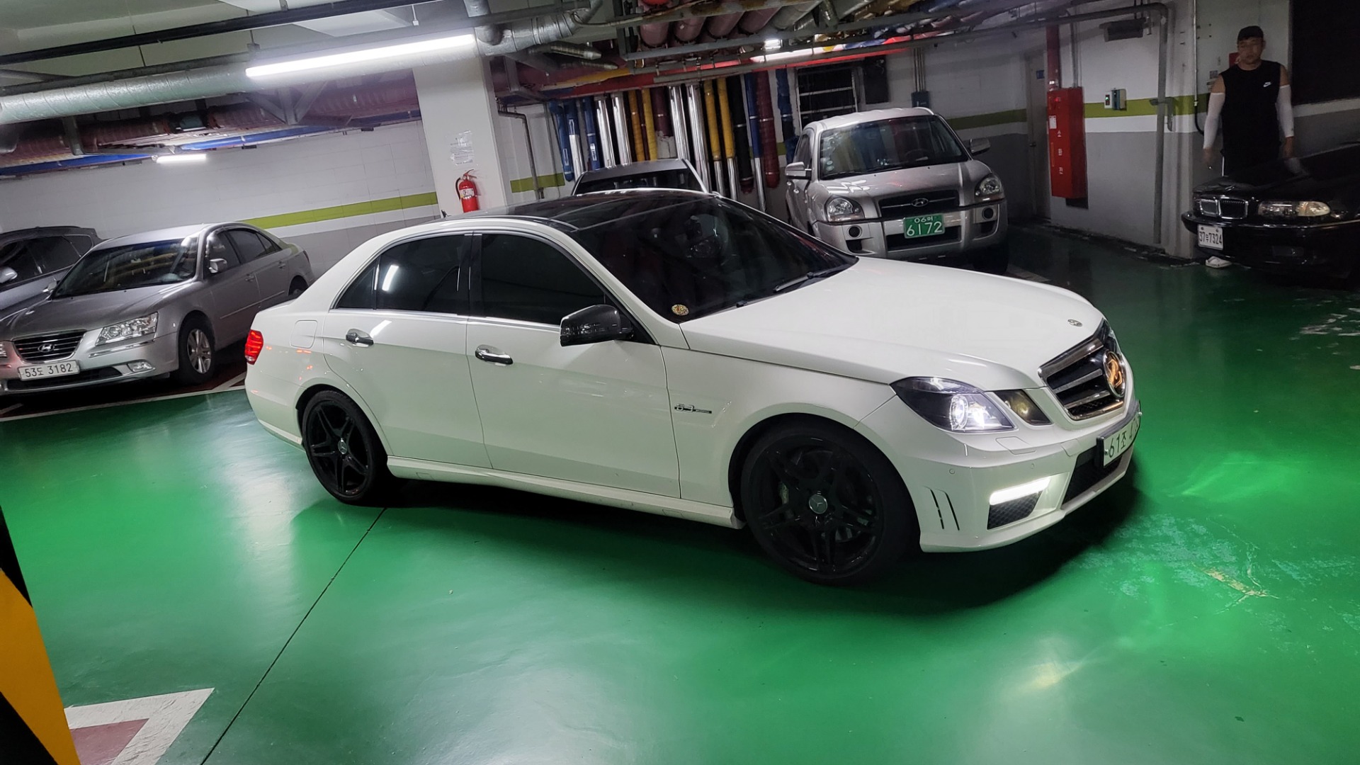 E 클래스 W212 E63 amg (525마력) 매물 썸네일