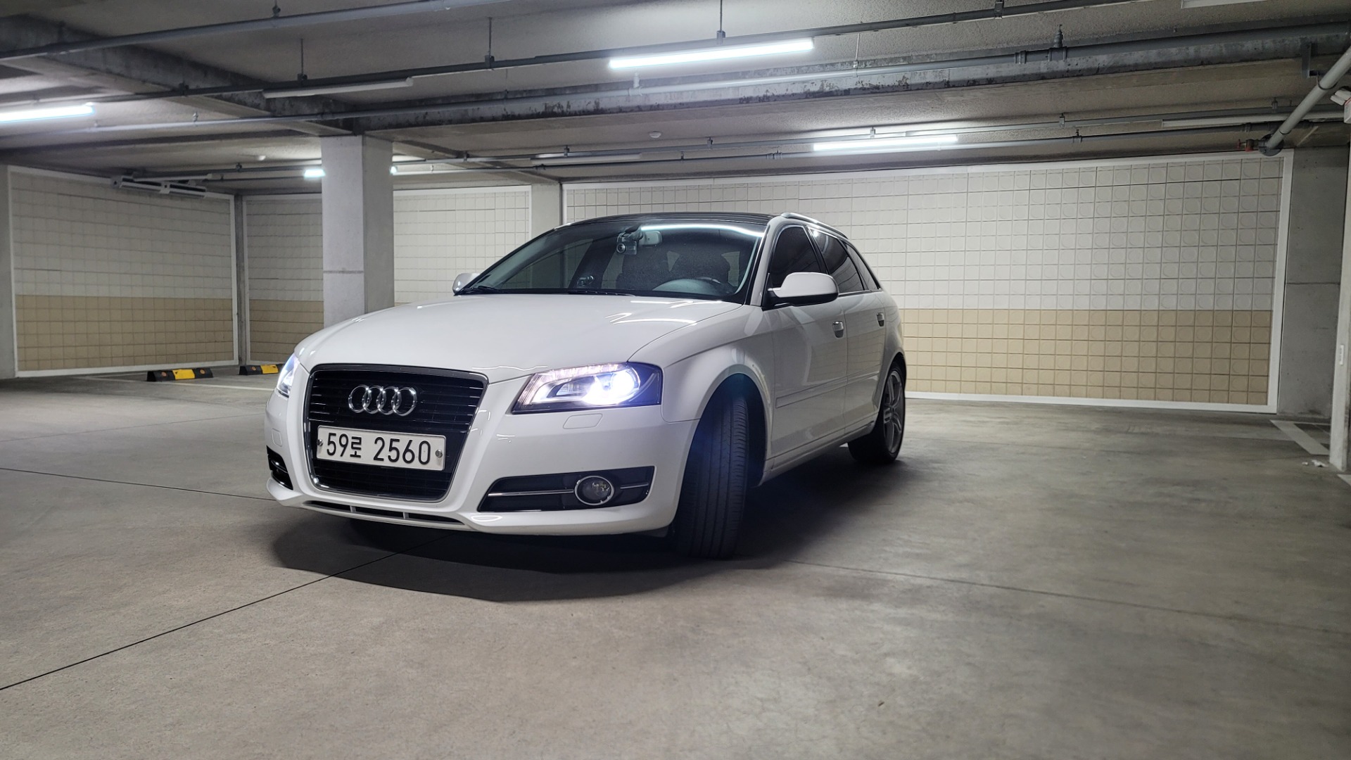 A3 8P 2.0 TFSI 스포트백 매물 썸네일