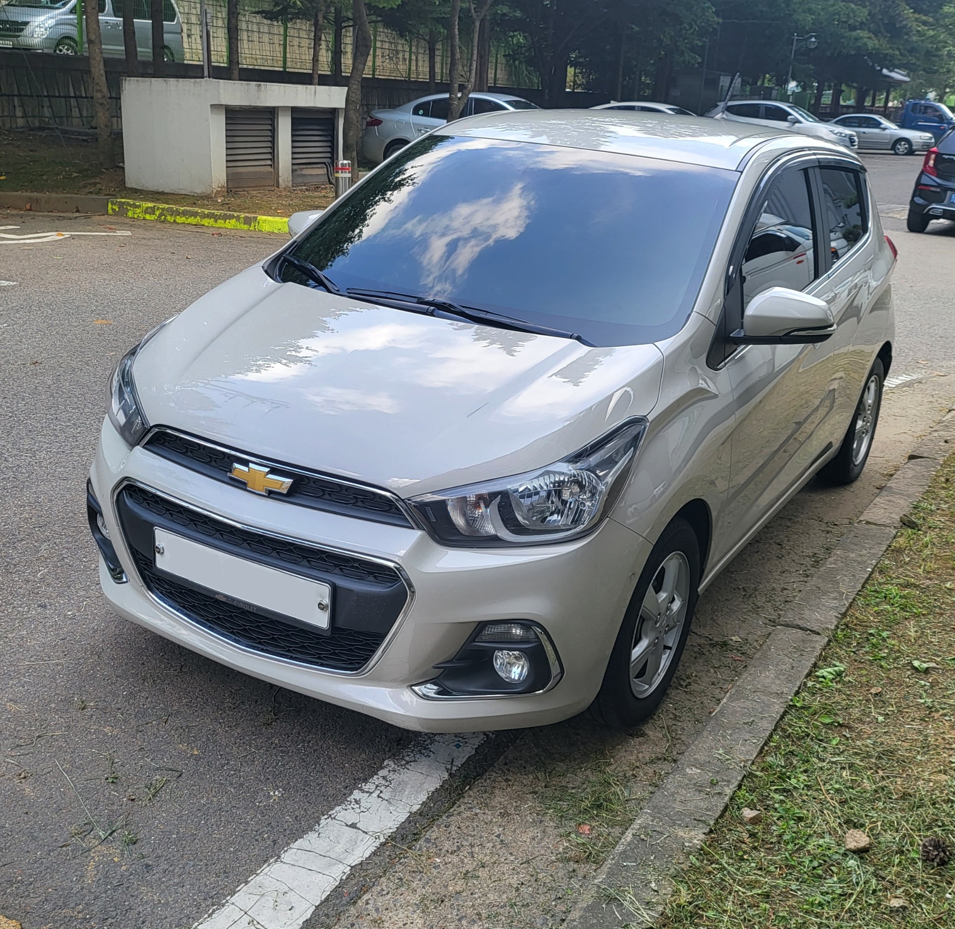 더 넥스트 스파크 M400 1.0 LT 플러스 매물 썸네일