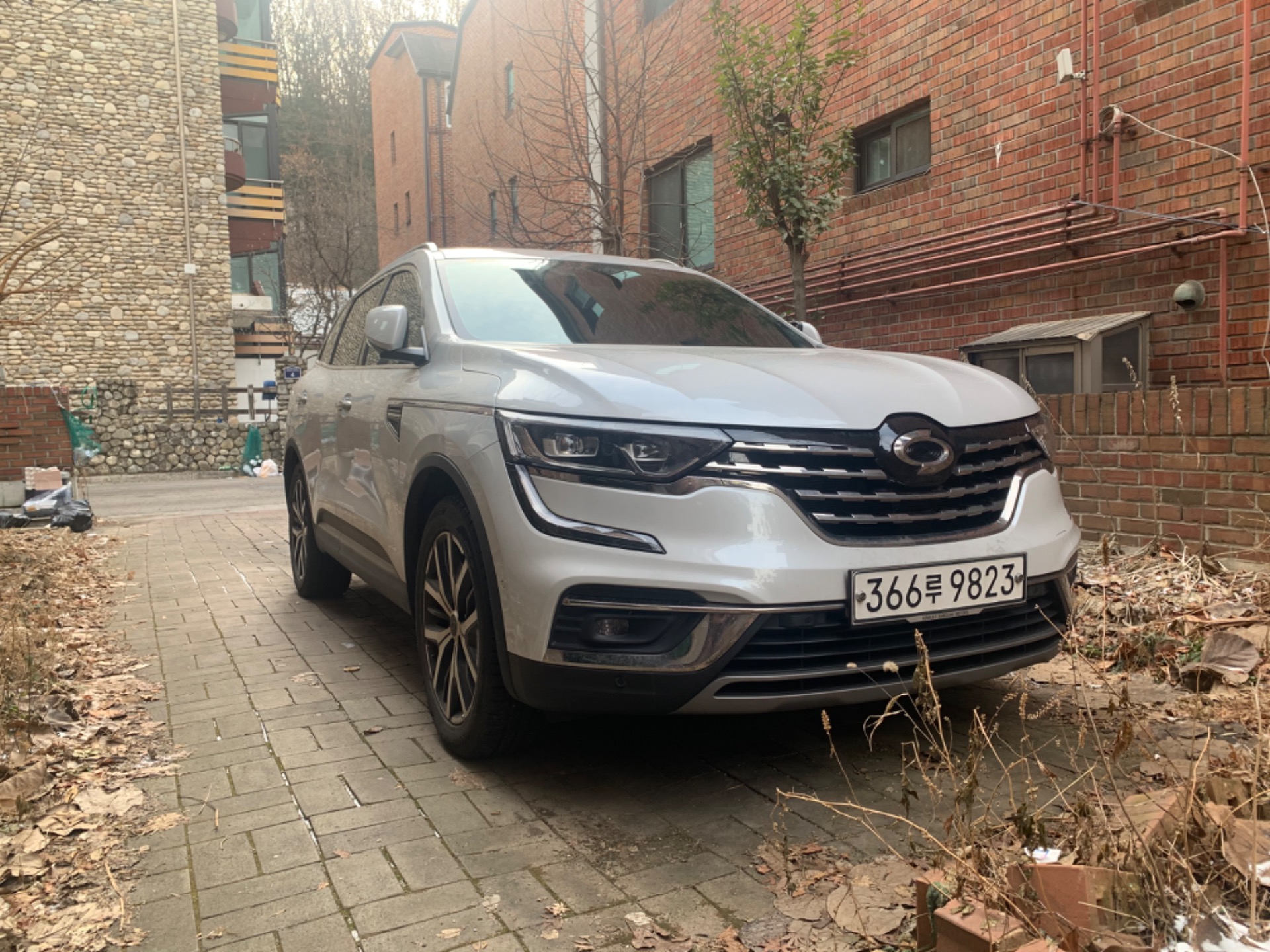 더 뉴 QM6 HZG 5인승(가솔린 2.0) FWD RE 매물 썸네일