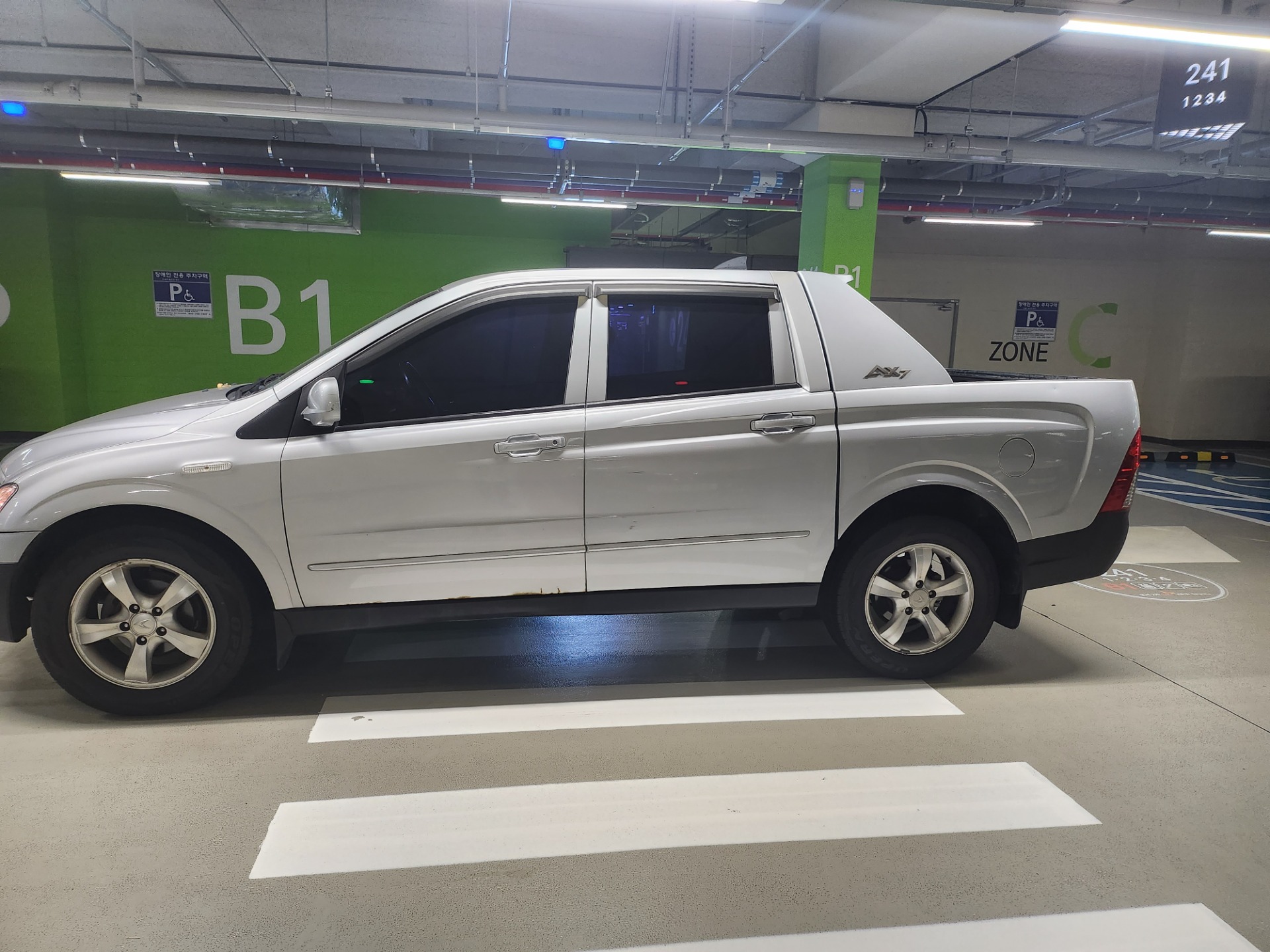 액티언 스포츠 Q100 5인승(디젤 AX7) 4WD 패션 매물 썸네일
