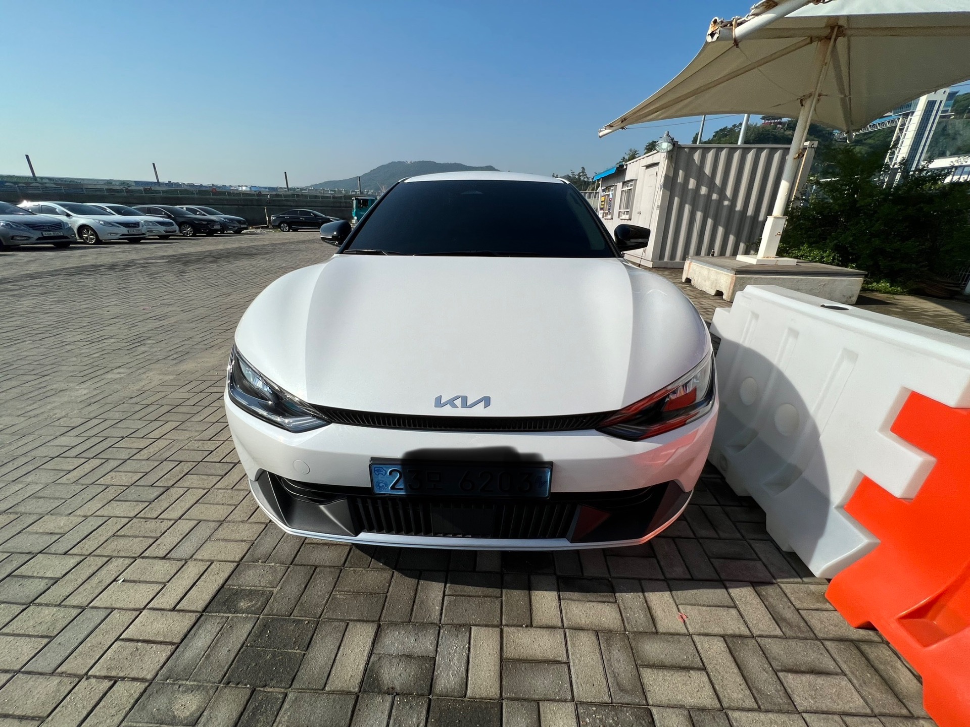 EV6 CV 전기(스탠다드/58.0kWh) FWD 에어(370km) 매물 썸네일