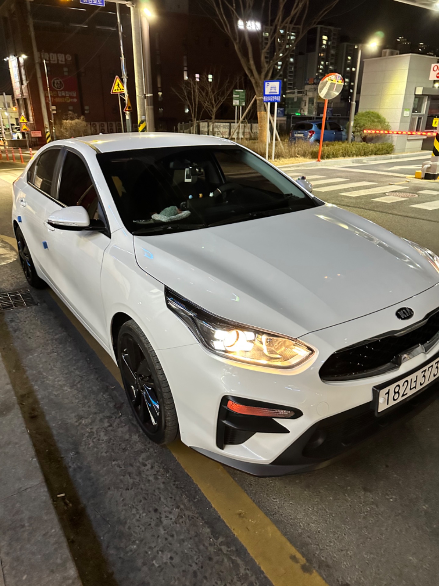 올 뉴 K3 BD 5인승(4DR 1.6) FWD 럭셔리 매물 썸네일