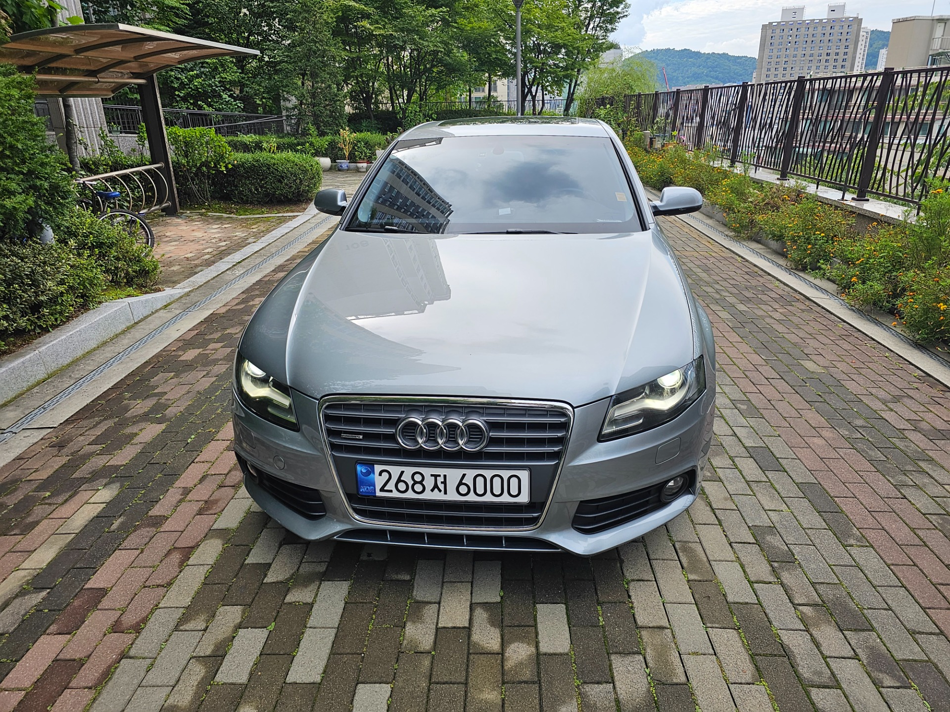 A4 B8/8K 2.0 TFSI 콰트로 매물 썸네일