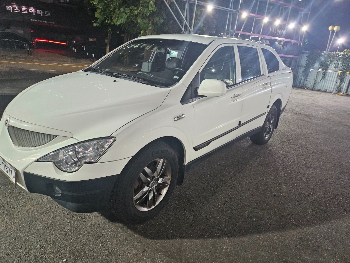 액티언 스포츠 Q100 5인승(디젤 AX7) 4WD 클럽 매물 썸네일