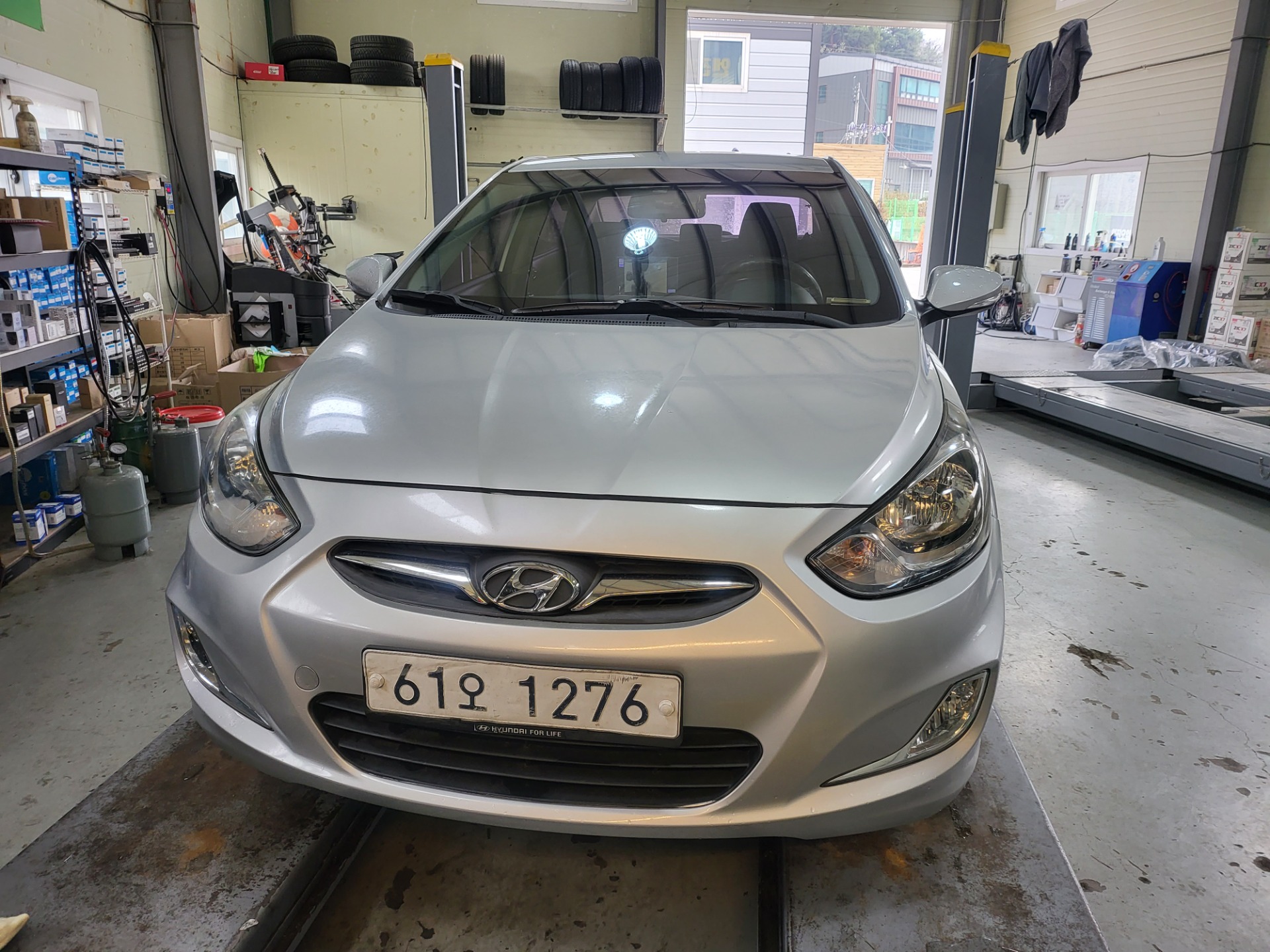 신형 엑센트 RB 4DR 1.4 VVT 프리미어 매물 썸네일