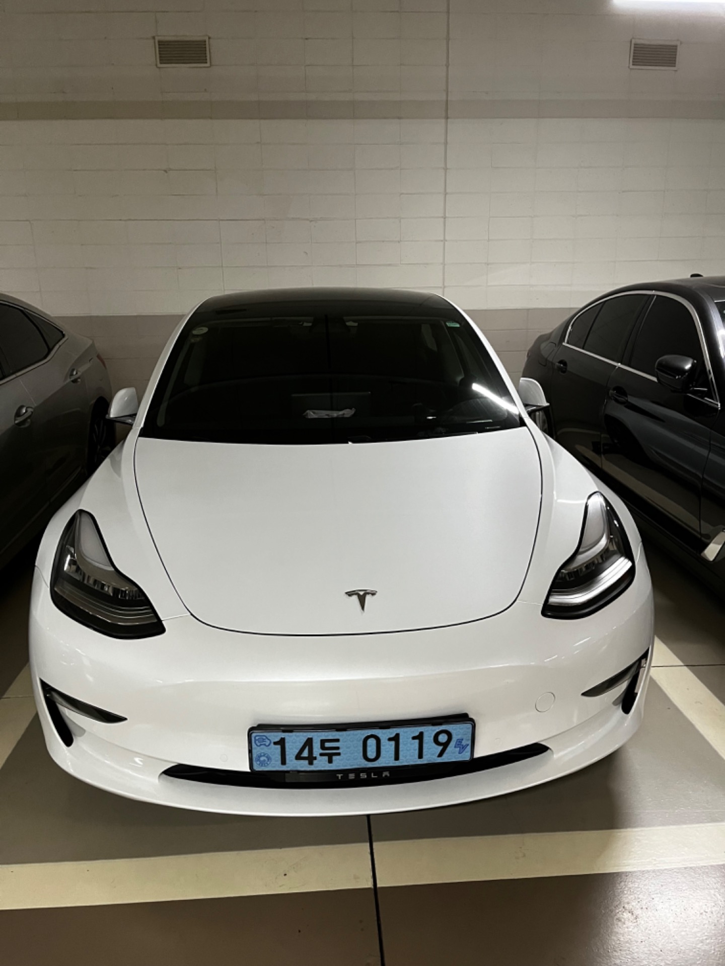 모델 3 BEV(75kWh) AWD 롱 레인지 매물 썸네일