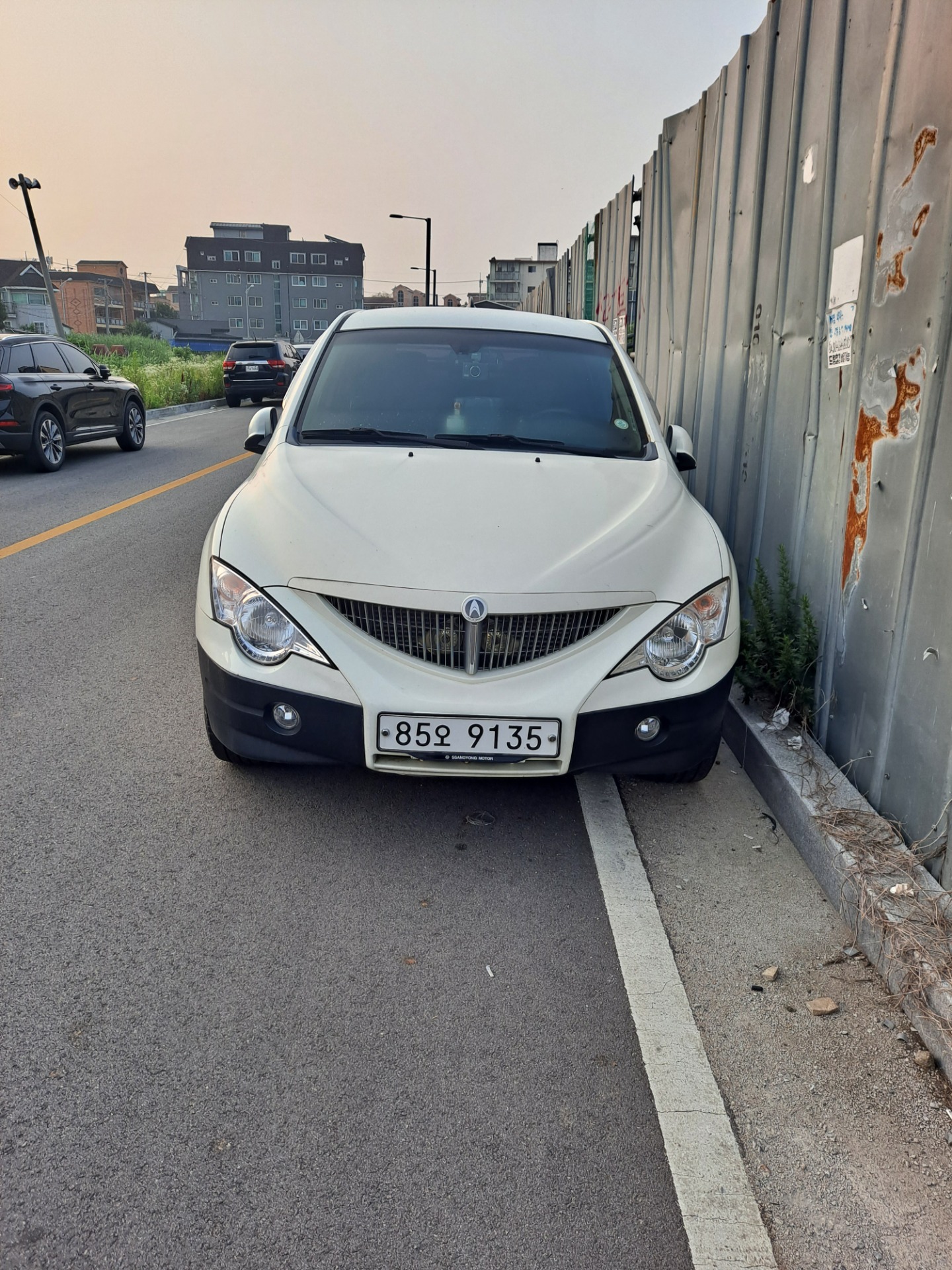 액티언 스포츠 Q100 5인승(디젤 AX7) 4WD 레저 스페셜 매물 썸네일