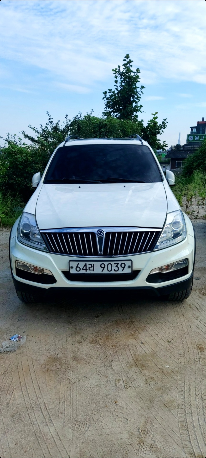 렉스턴 W Y200 7인승(RX7 2.0) 4WD 프레스티지 매물 썸네일
