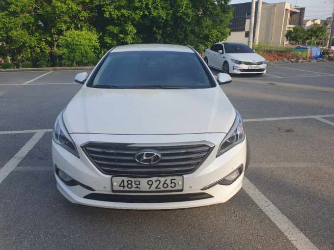 LF 쏘나타 LF 2.0 CVVL 프리미엄 매물 썸네일