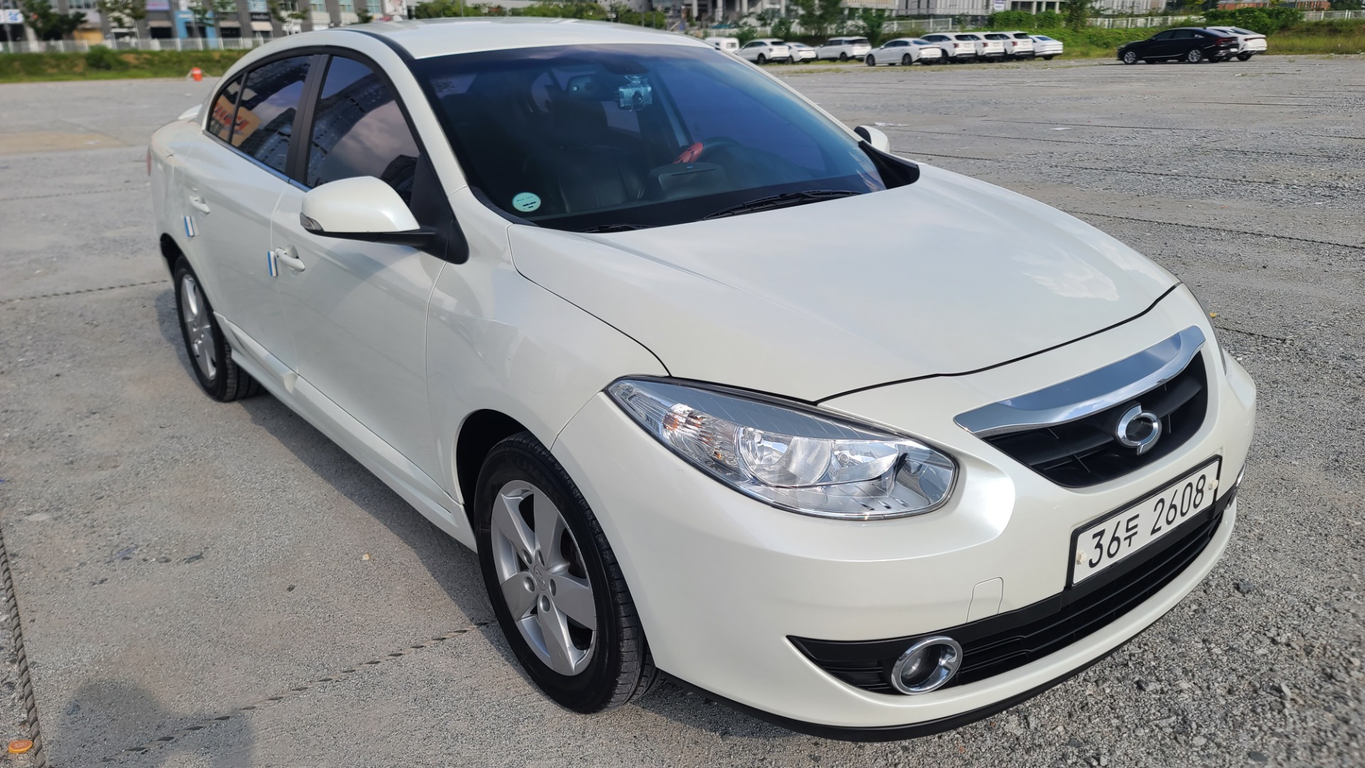 뉴 SM3 L38 가솔린 1.6 FWD RE 매물 썸네일