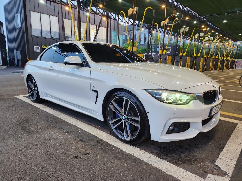 BMW 4시리즈 F32 430 i 컨버터블 페이스리프트 (252마력)