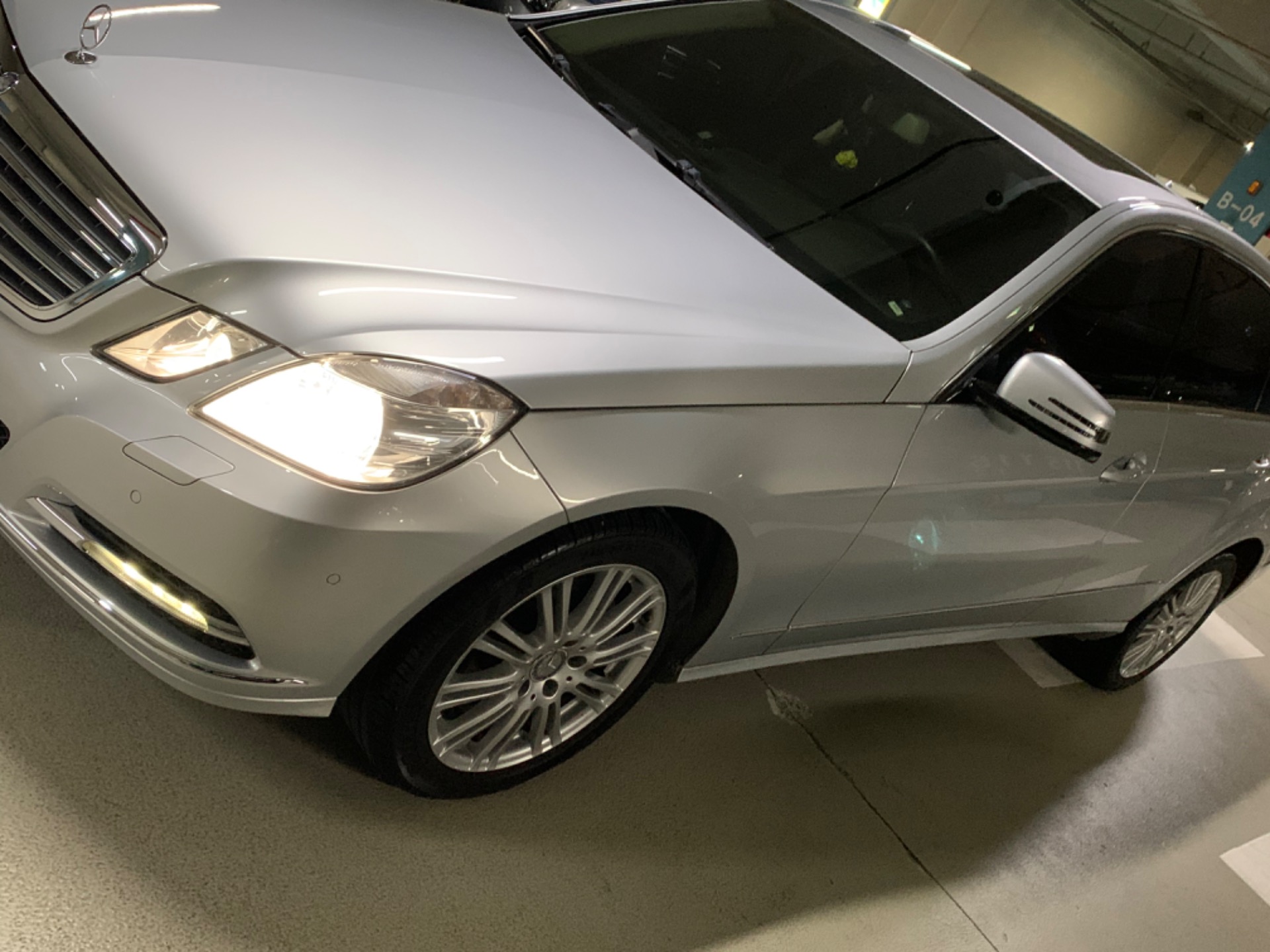 E 클래스 W212 E300 (245마력) 매물 썸네일