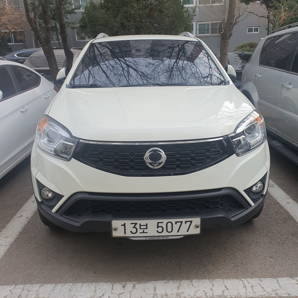 뉴 코란도 C C200 5인승(디젤 2.0) 4WD CVT 어드벤처 60th 에디션 매물 썸네일